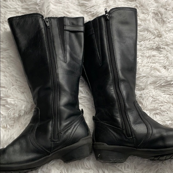 Rockport waterproof tall boot - Picture 4 of 11